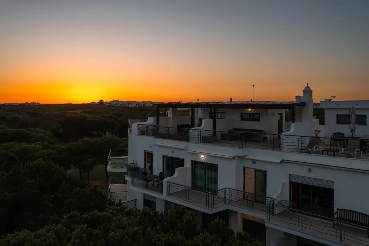Sunset Falesia Beach apartment | Acoteias