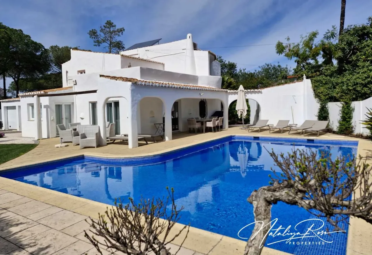 Traditional Villa | Vale Verde