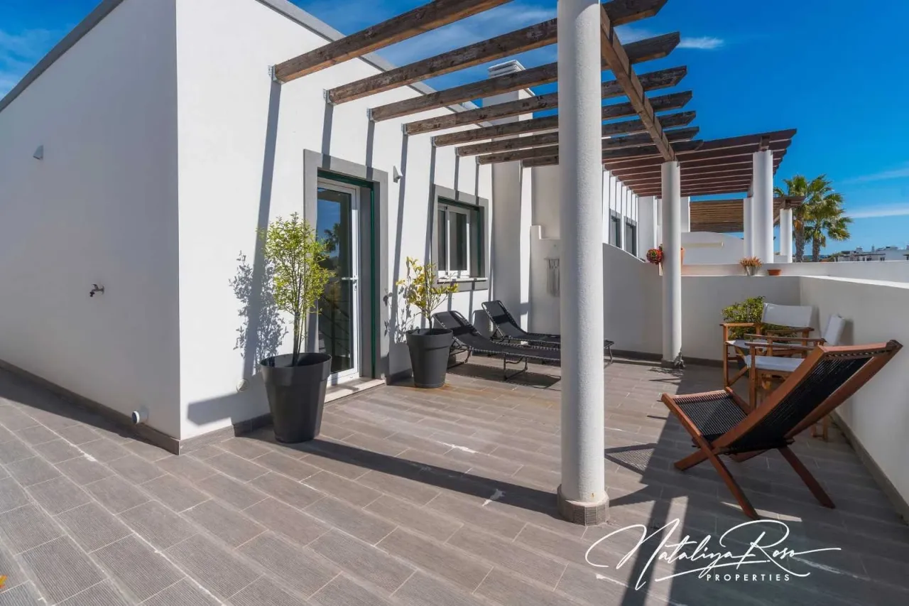 Triplex Townhouse | OLHÃO